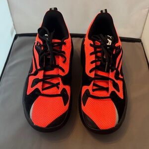 Puma RS-Dreamer Vibrant orange and Black Athletic Shoes men’s‎ size 9.0 New